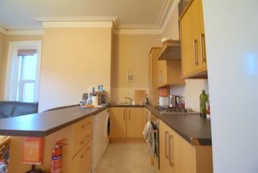 3 bed flat, Grosvenor Place, Jesmond, Newcastle, NE22RD - Image 1